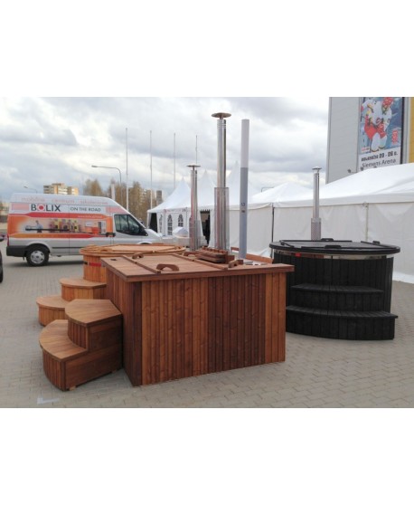 Keturkampės formos plastikinis termomedienos apdailos kubilas Keturkampės formos plastikinis termomedienos apdailos kubilas